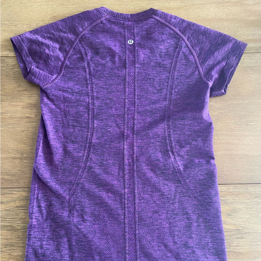 Lululemon swifty tech tshirt.